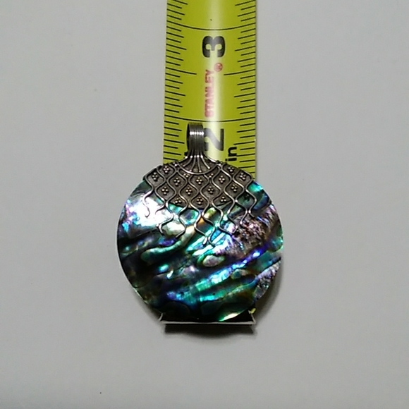 Abalone Pendant - Picture 4 of 5